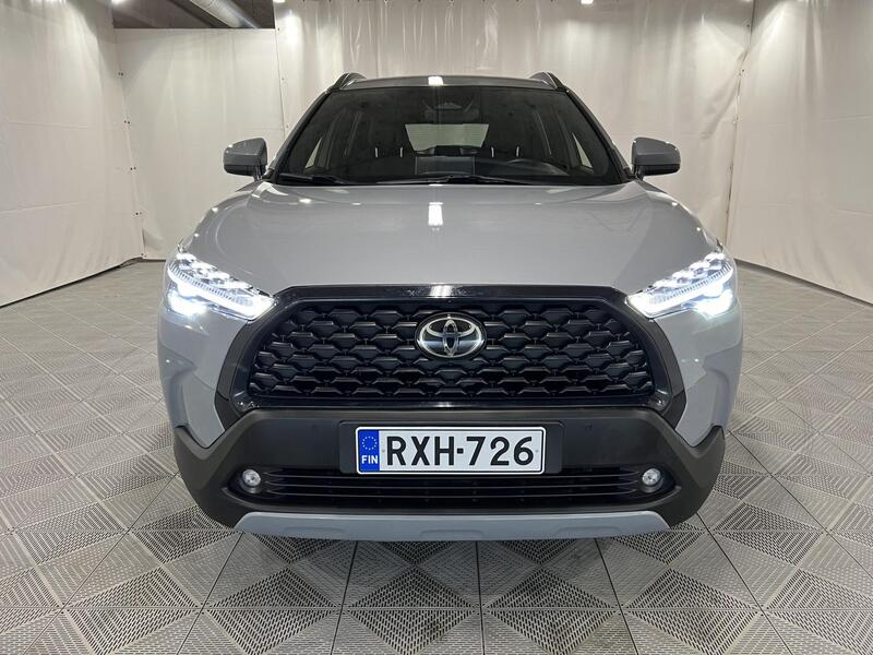 Toyota Corolla Cross vaihtoauto