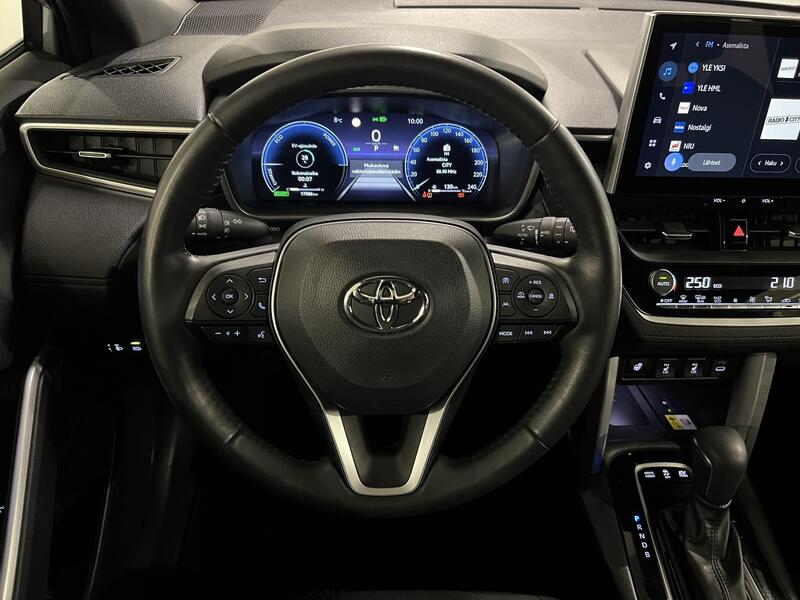 Toyota Corolla Cross vaihtoauto