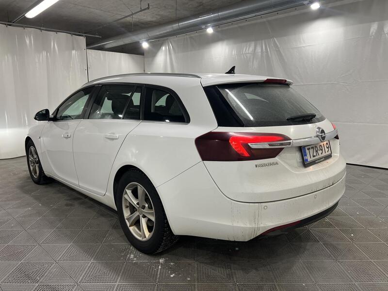 Opel Insignia vaihtoauto
