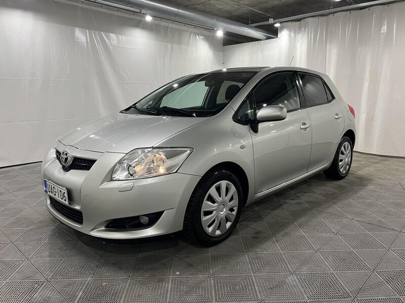 Toyota Auris vaihtoauto