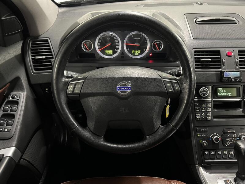 Volvo XC90 vaihtoauto