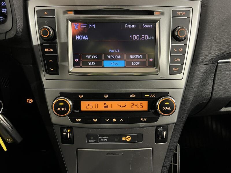 Toyota Avensis vaihtoauto