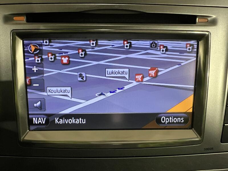 Toyota Avensis vaihtoauto