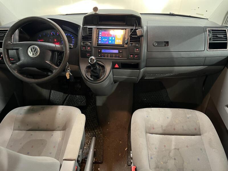 Volkswagen Caravelle vaihtoauto