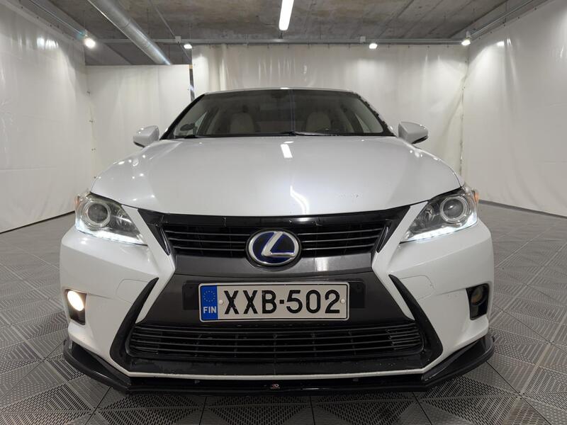 Lexus CT vaihtoauto