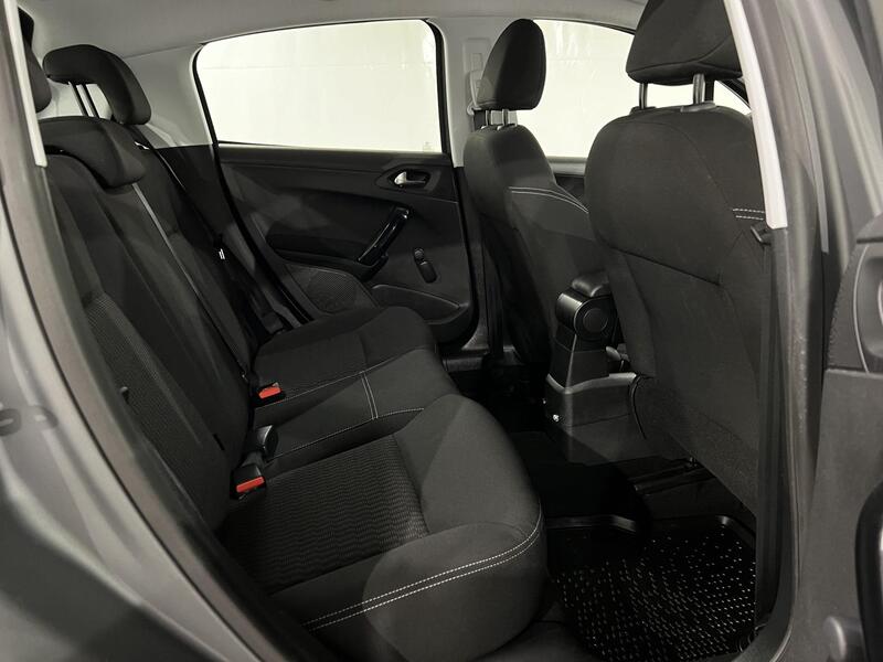 Peugeot 208 vaihtoauto