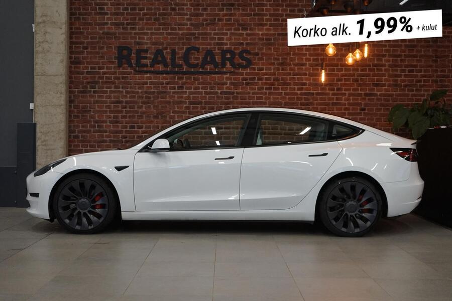 Tesla Model 3 vaihtoauto