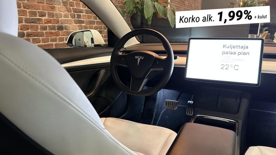 Tesla Model 3 vaihtoauto