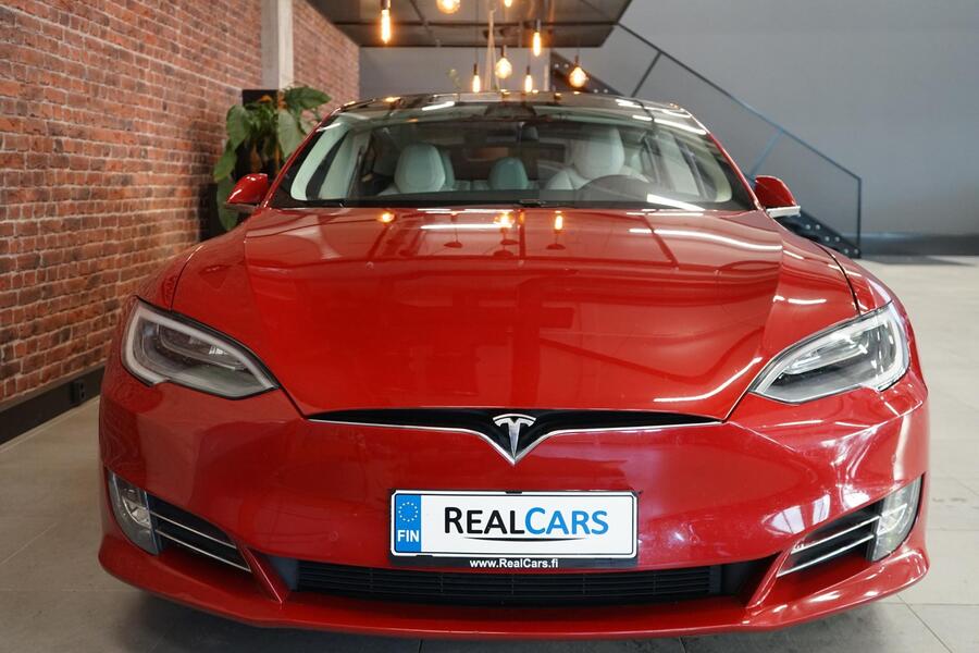 Tesla Model S vaihtoauto