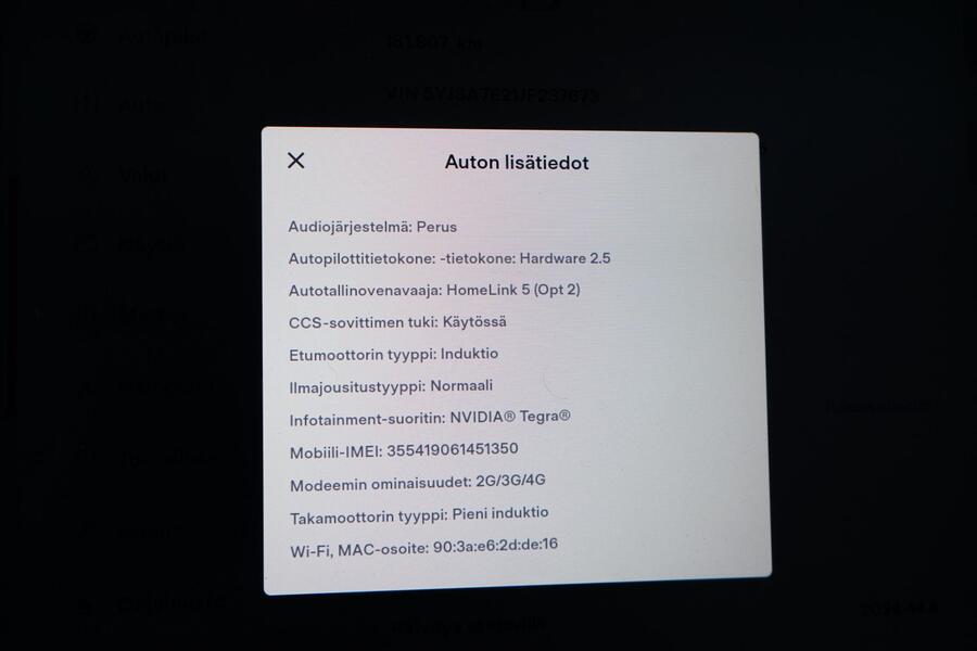 Tesla Model S vaihtoauto