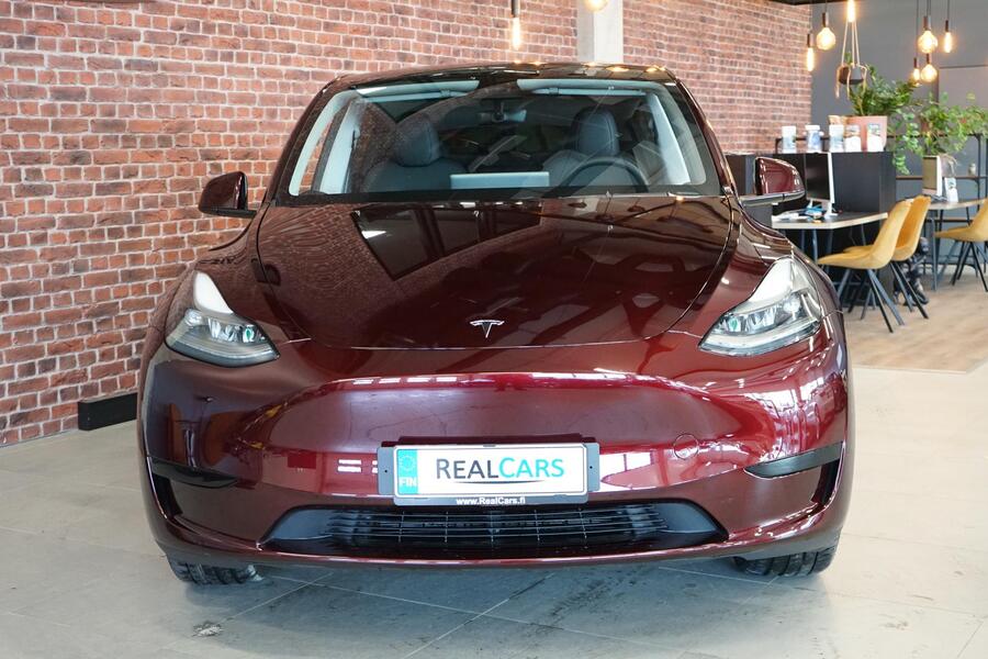 Tesla Model Y vaihtoauto