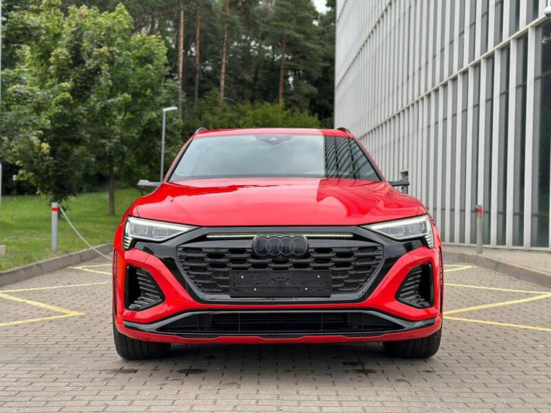 Audi SQ8 e-tron vaihtoauto