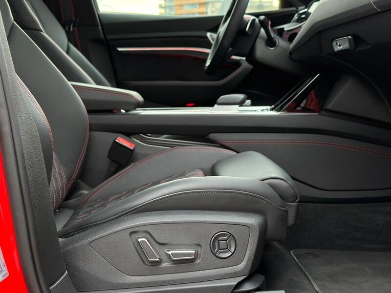 Audi SQ8 e-tron vaihtoauto
