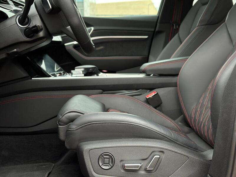Audi SQ8 e-tron vaihtoauto