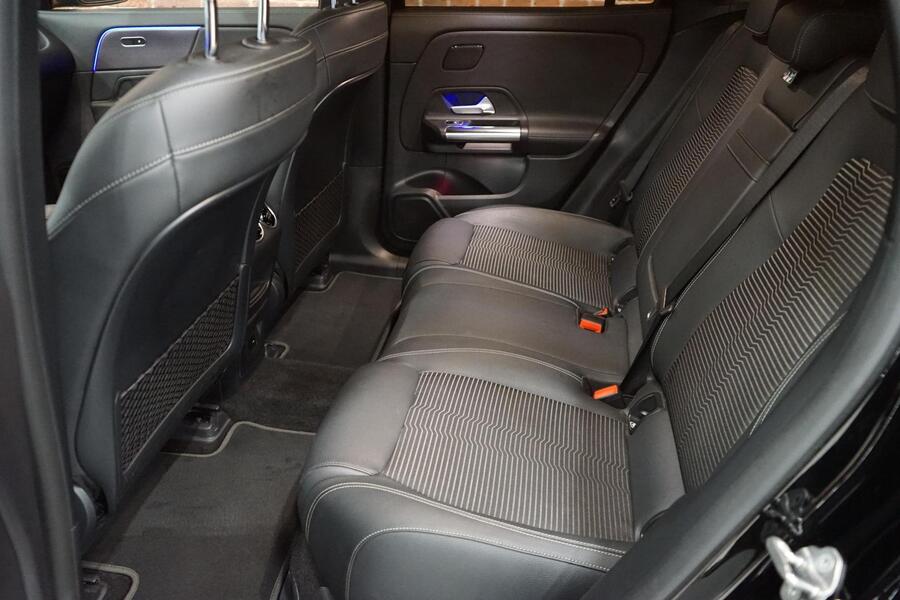 Mercedes-Benz EQA vaihtoauto