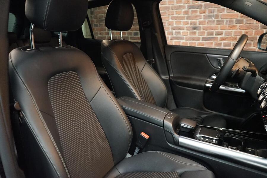 Mercedes-Benz EQA vaihtoauto