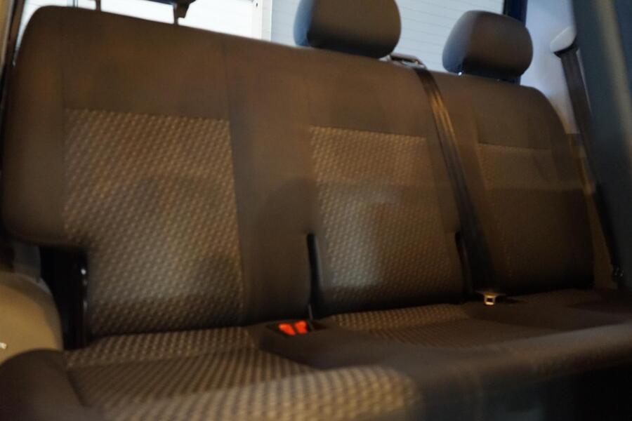 Volkswagen Caravelle vaihtoauto