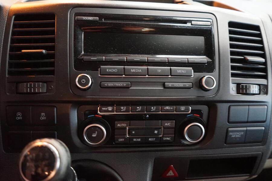 Volkswagen Caravelle vaihtoauto