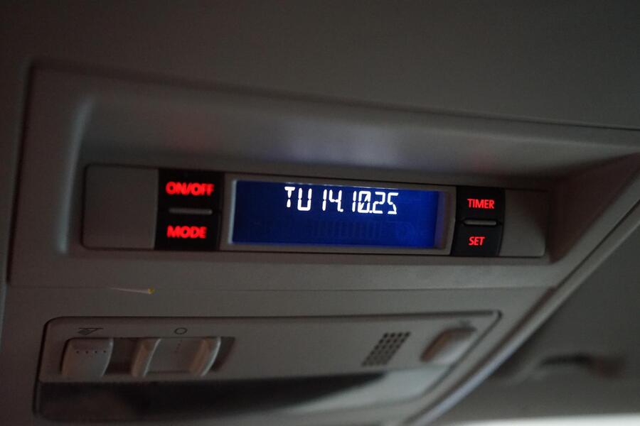 Volkswagen Caravelle vaihtoauto