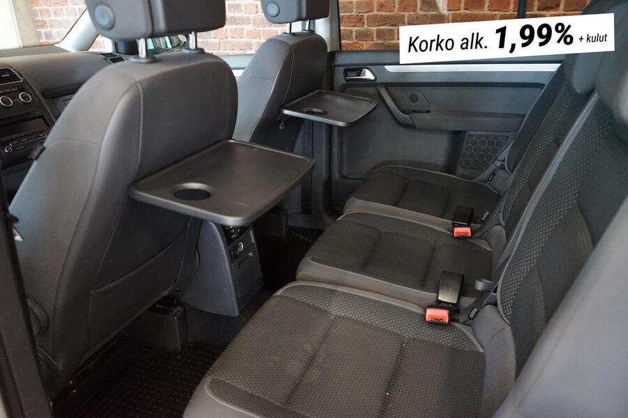 Volkswagen Touran vaihtoauto