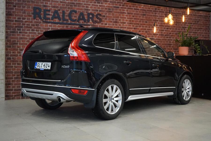 Volvo XC60 vaihtoauto
