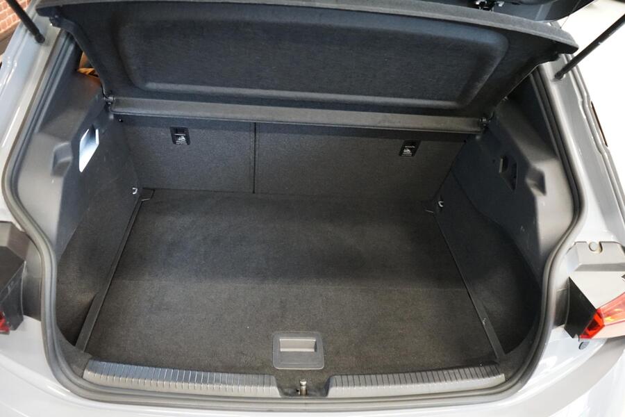 Cupra Born vaihtoauto