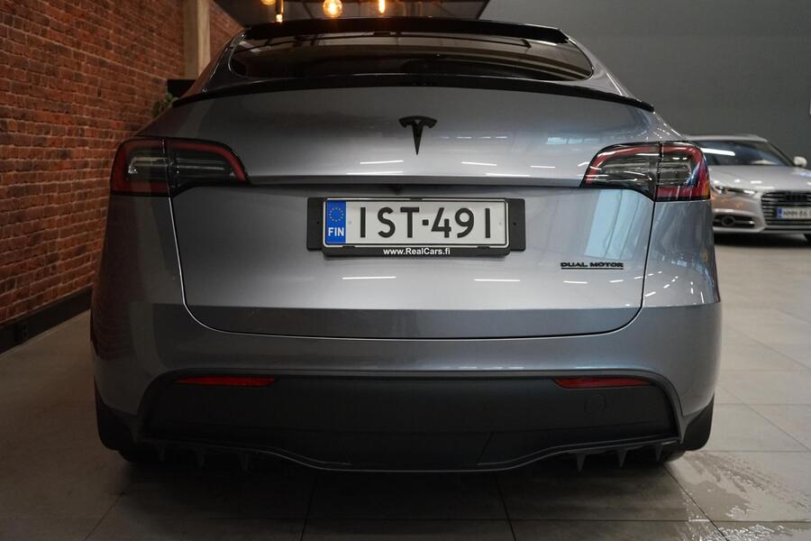 Tesla Model Y vaihtoauto