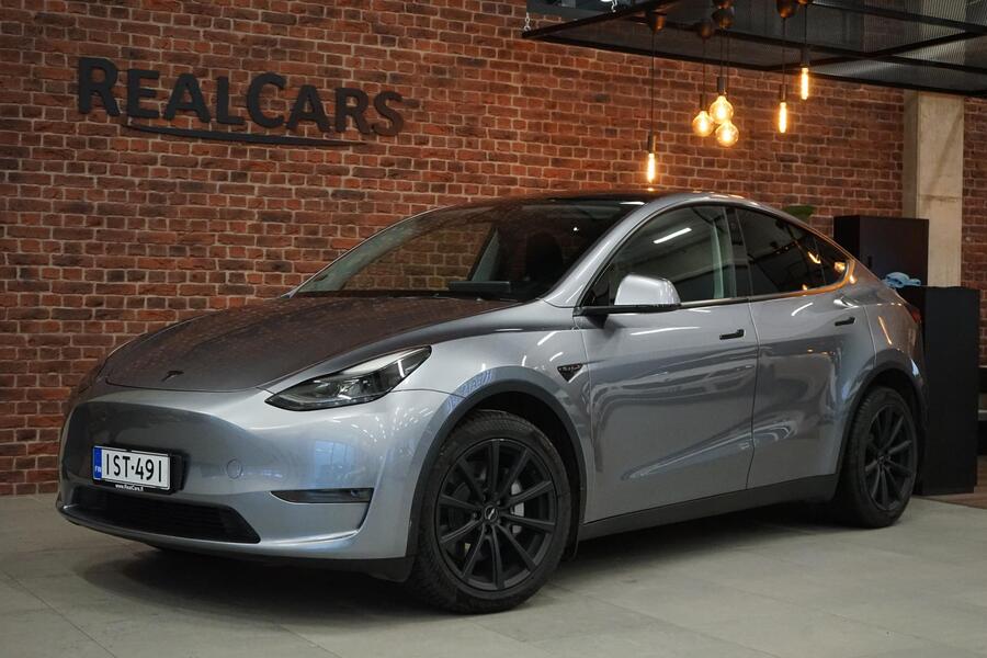 Tesla Model Y vaihtoauto