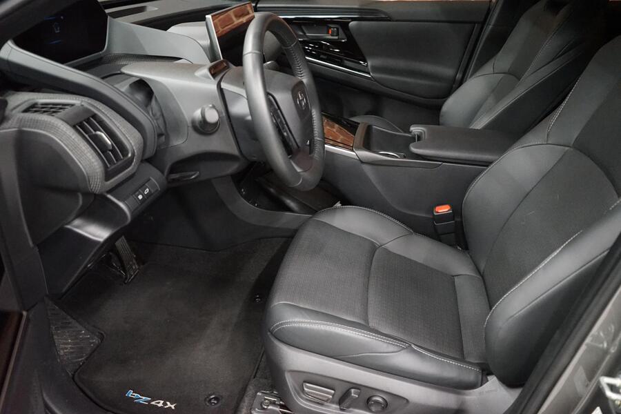 Toyota bZ4X vaihtoauto