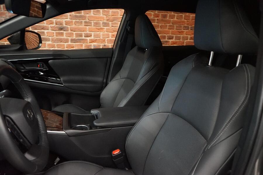 Toyota bZ4X vaihtoauto