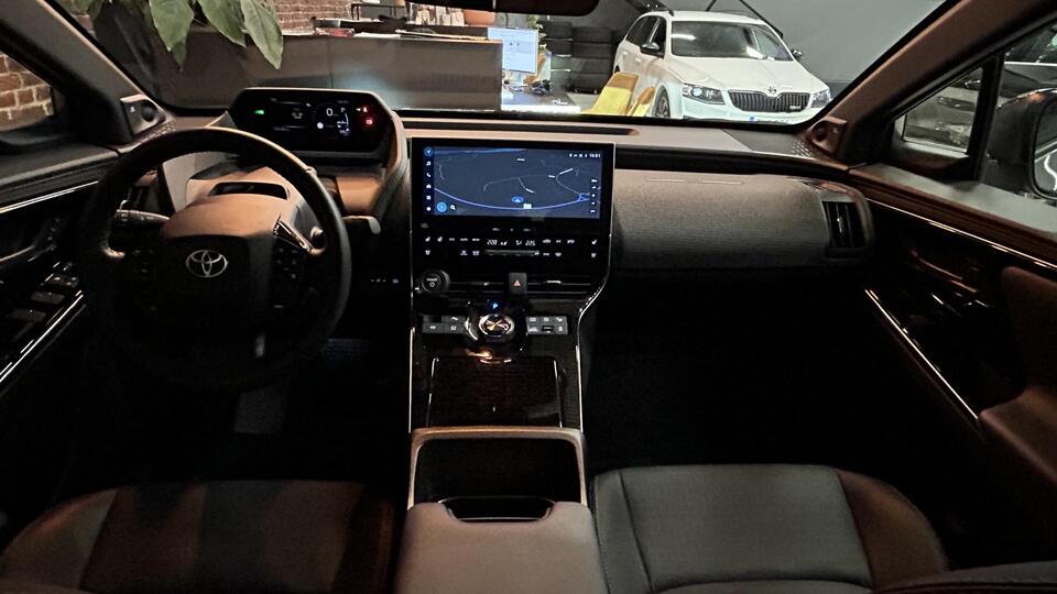 Toyota bZ4X vaihtoauto