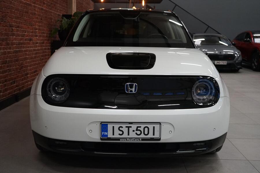 Honda e vaihtoauto