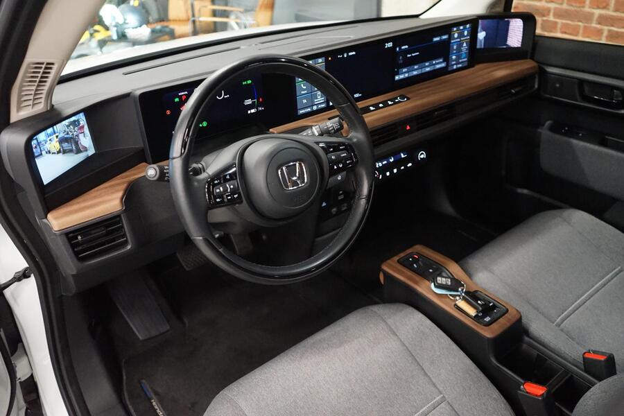 Honda e vaihtoauto