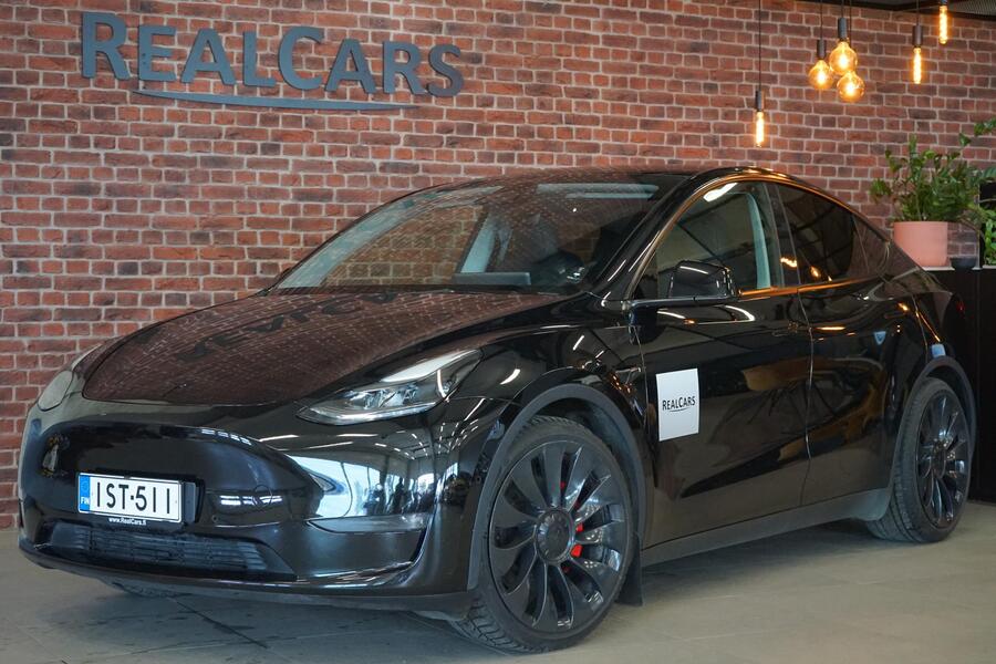 Tesla Model Y vaihtoauto