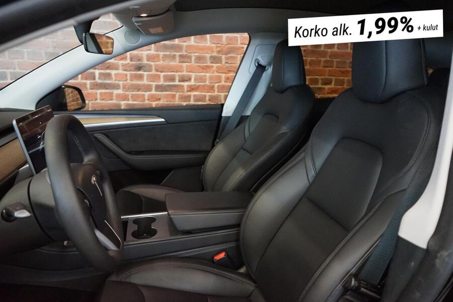 Tesla Model Y vaihtoauto