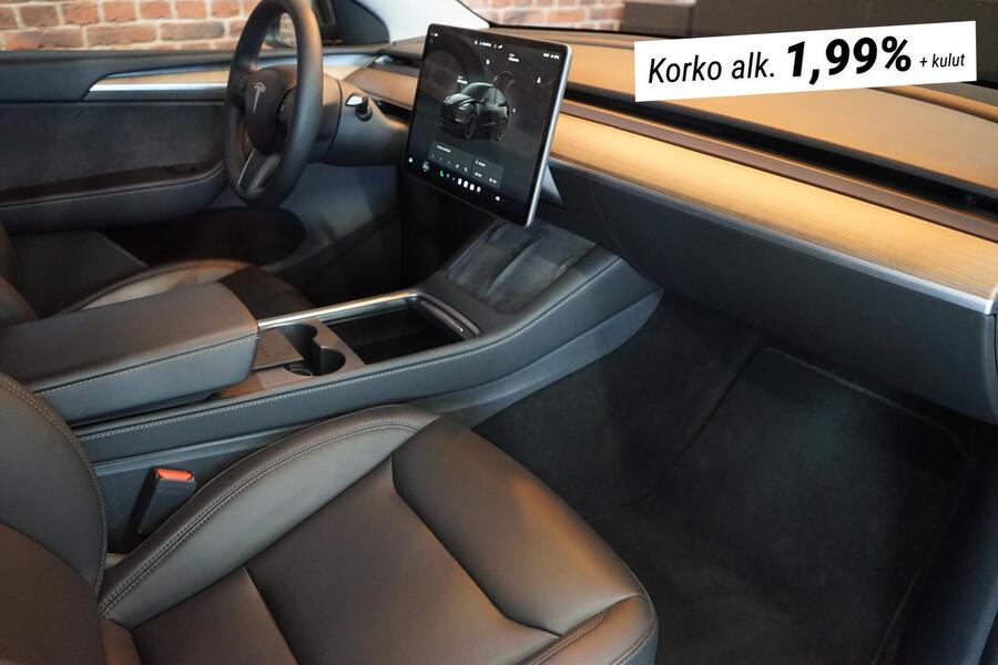 Tesla Model Y vaihtoauto