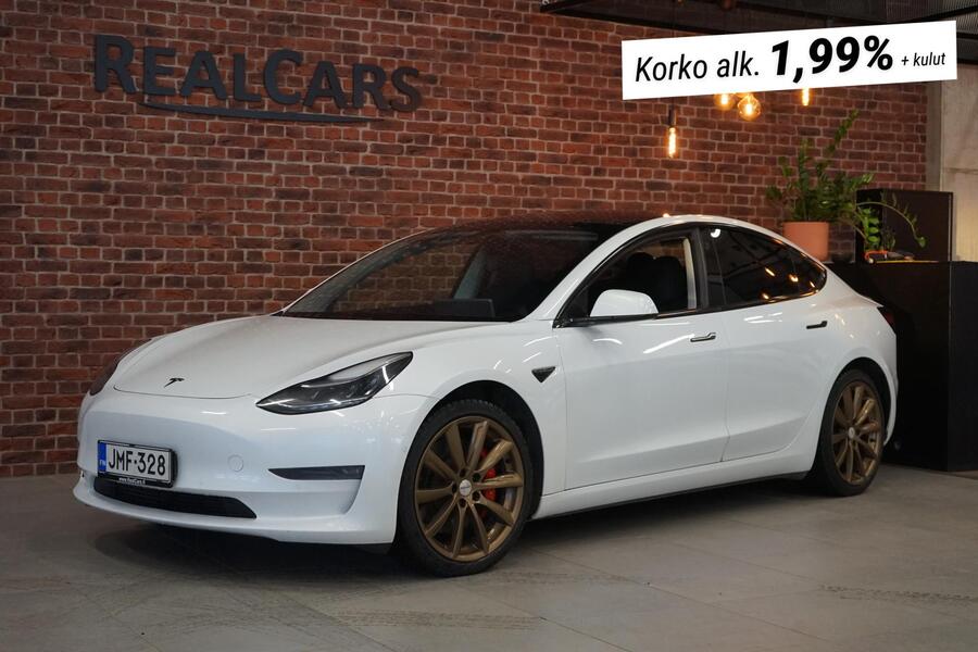 Tesla Model 3 vaihtoauto