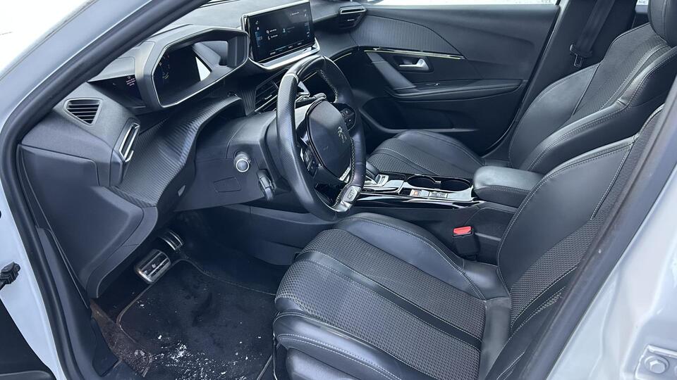 Peugeot e-208 vaihtoauto