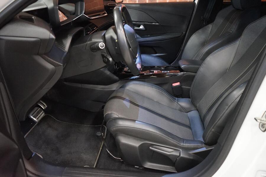 Peugeot e-208 vaihtoauto