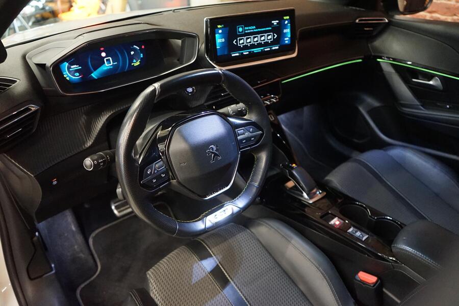 Peugeot e-208 vaihtoauto