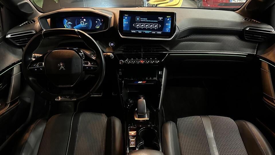 Peugeot e-208 vaihtoauto