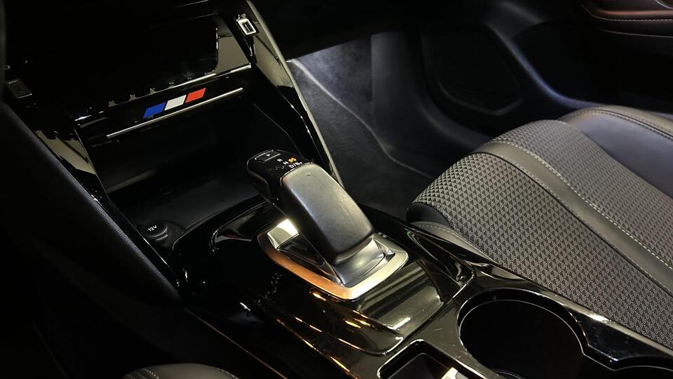 Peugeot e-208 vaihtoauto