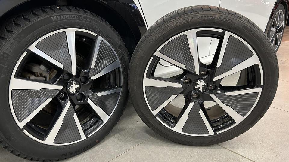 Peugeot e-208 vaihtoauto