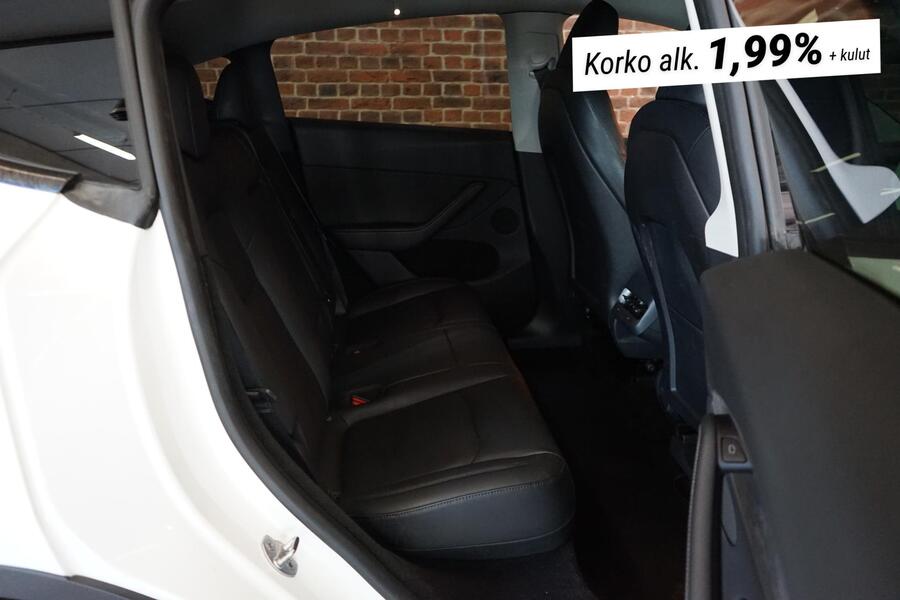 Tesla Model Y vaihtoauto