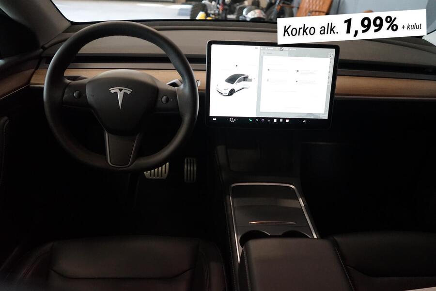 Tesla Model Y vaihtoauto