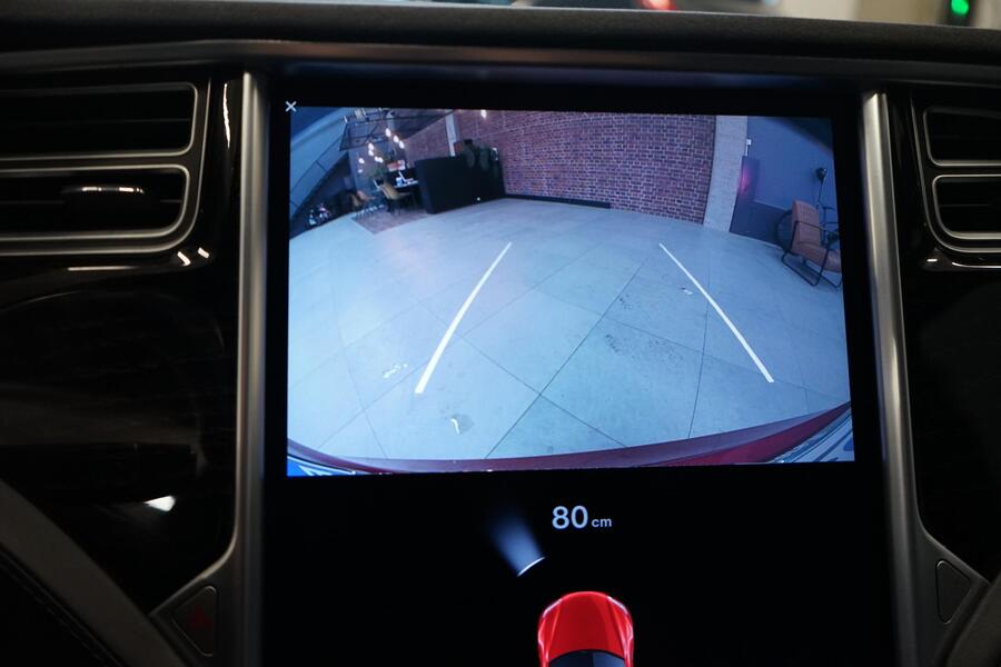 Tesla Model S vaihtoauto