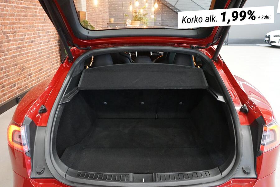 Tesla Model S vaihtoauto