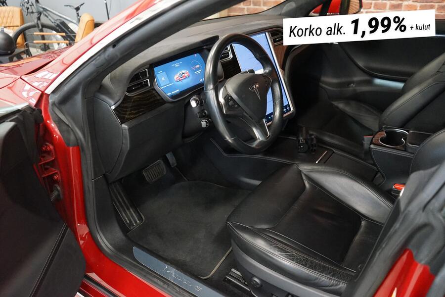 Tesla Model S vaihtoauto