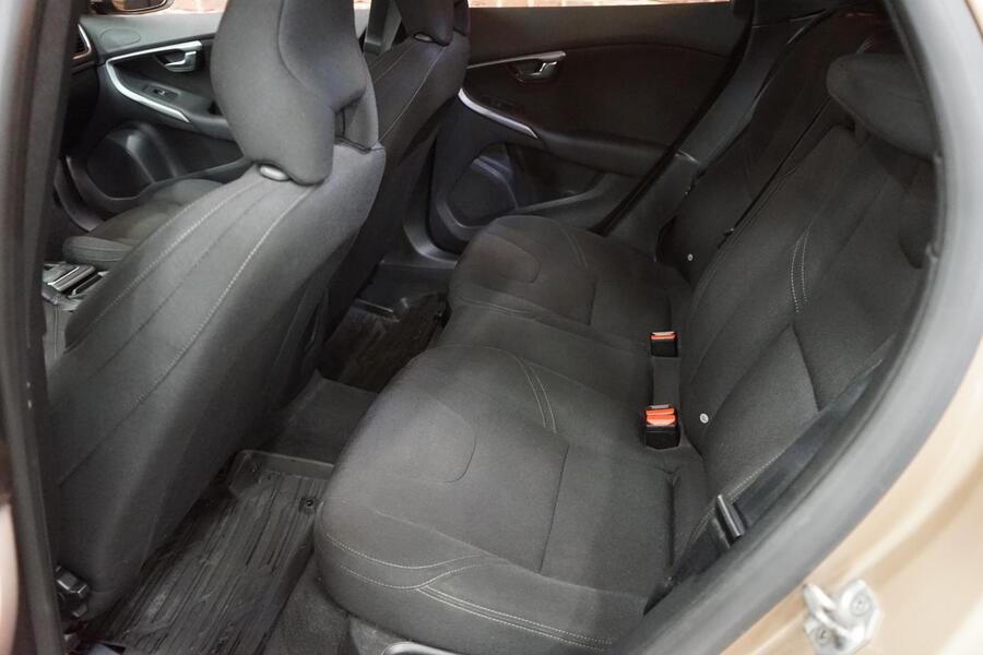 Volvo V40 vaihtoauto