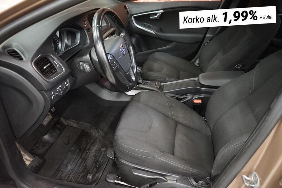 Volvo V40 vaihtoauto